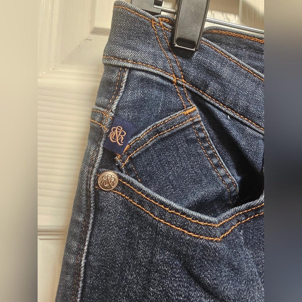 Women's ROCK & REPUBLIC “Cassandra” Bootcut Jeans Size 10 Blue Denim - Picture 3 of 11